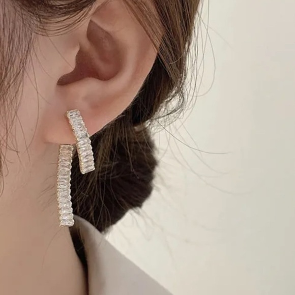 925 Sterling Silver Gold Plated Baguette Earrings Geometric Zircon Earrings - Picture 1 of 15